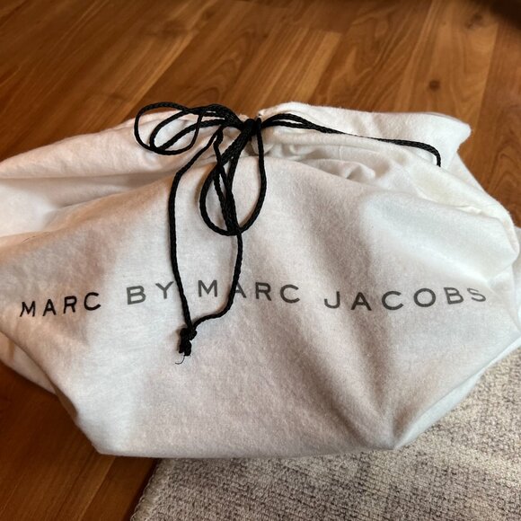 Marc by Marc Jacobs - Genuine leather handbag - Picture 8 of 8